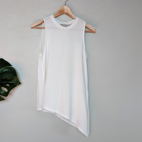 Athleta Tops - Athleta Cream Asymmetrical Sleeveless Top